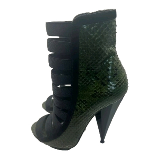 Gucci Python Snakeskin S/S 2014 Runway Booties SZ 36.5 - Picture 4 of 10